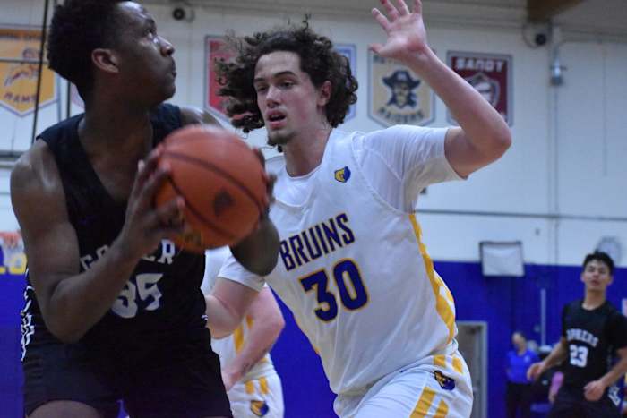 Gresham.Barlow.boys-basketball.Dave-Ball.8